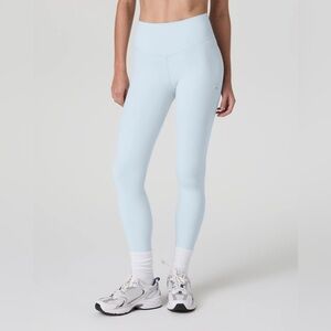 Vuori AllTheForm™ High-Rise 7/8 Leggings Light Mist Blue Size M NWT
